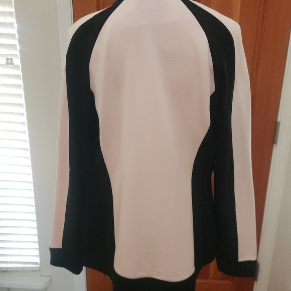Neiman Marcus Exclusive Black and Pink Jacket - Picture 2 of 13